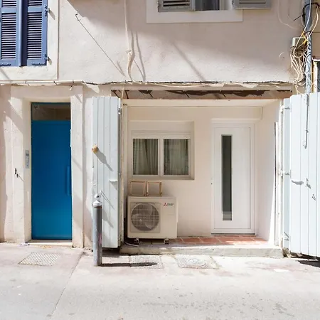Complexe Les Petits Paniers - 5 - Clim - 16 Pers - Vieux Port Holiday home Marseille