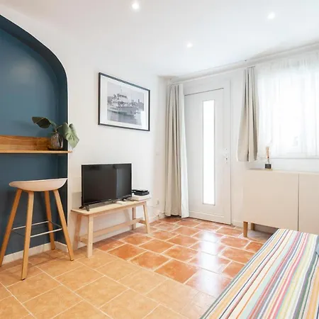 Holiday home Complexe Les Petits Paniers - 5 - Clim - 16 Pers - Vieux Port